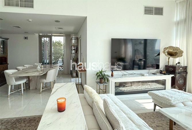 2OvKwUdyLxI - صورة العقار 2