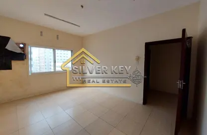 Apartment - 2 Bedrooms - 1 Bathroom for rent in Al Mahatta - Al Qasimia - Sharjah