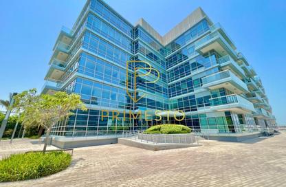 Apartment - 2 Bedrooms - 3 Bathrooms for rent in Al Marasy - Al Bateen - Abu Dhabi