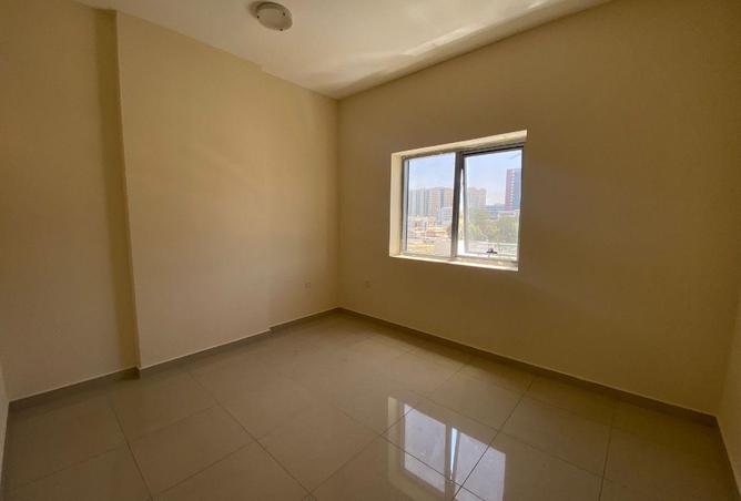 87859818 - Property Image 3