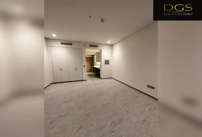151351075 - Property Image 2