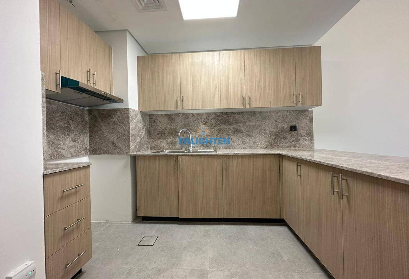 STUDIO APARTMENT | MODERN LAYOUT | LOW RISE photo 4