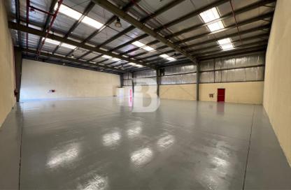 Warehouse - Studio for rent in Phase 1 - Al Furjan - Dubai
