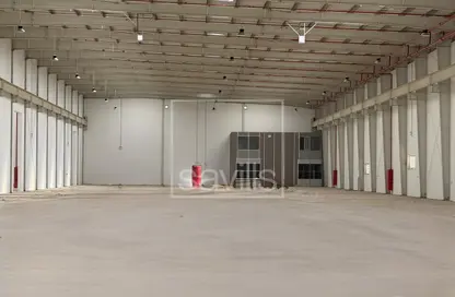 Warehouse - Studio for rent in Ali Mousa Building - Al Sajaa Industrial - Al Sajaa - Sharjah