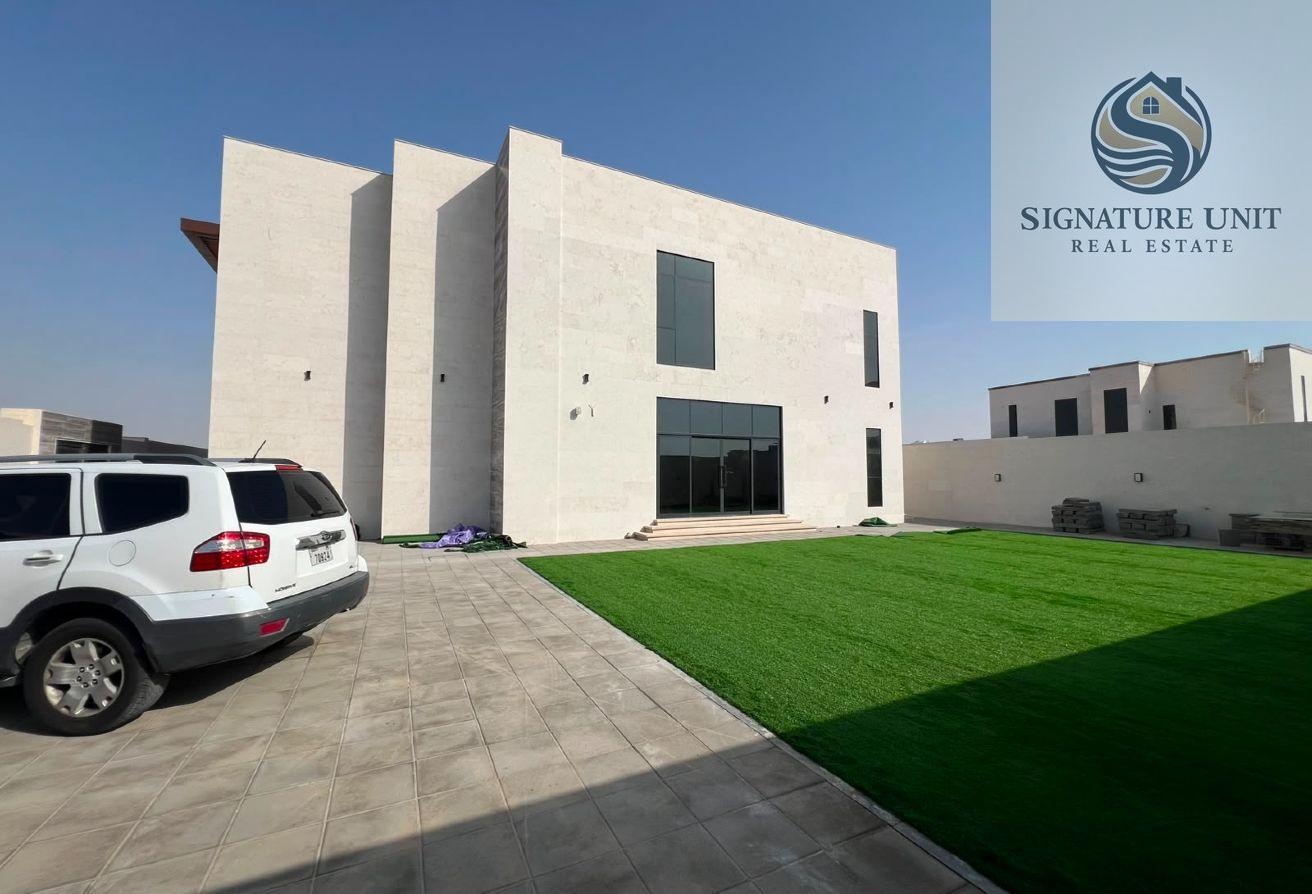 BRAND NEW 5BR VILLA | 2 MAJLISES | PRIVATE GARDEN photo 2