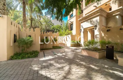 Apartment - 2 Bedrooms - 3 Bathrooms for sale in Kamoon 1 - Kamoon - Old Town - Downtown Dubai - Dubai