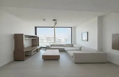 شقة - غرفة نوم - 2 حمامات للايجار في بن غاطي عنبر - منطقة 11 - قرية جميرا الدائرية - دبي