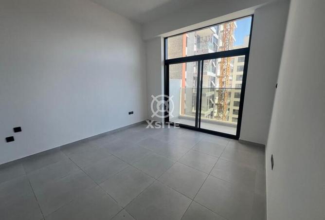100827489 - Property Image 2
