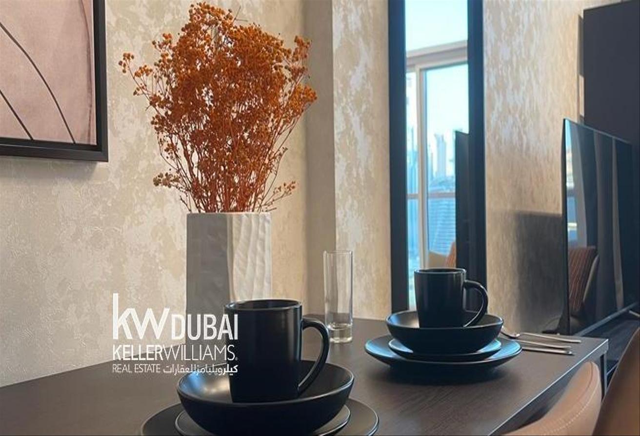 MODERN FURNISHED I BRIGHT LAYOUT I HIGH FLOOR photo 8