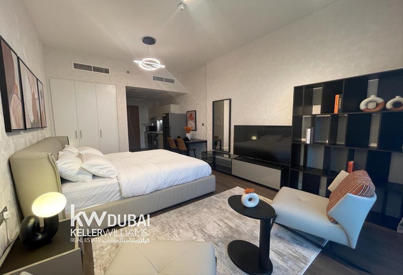 MODERN FURNISHED I BRIGHT LAYOUT I HIGH FLOOR photo 6