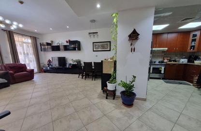 Apartment - 2 Bedrooms - 3 Bathrooms for rent in Shakespeare Circus 2 - Shakespeare Circus - Motor City - Dubai