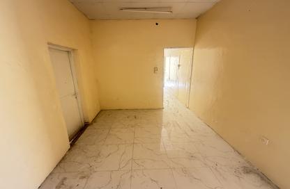 Villa - 3 - 3 for rent in Al Qadsiya - Al Heerah - Sharjah Villa - 3 - 3 for rent in Al Qadsiya - Al Heerah - Sharjah