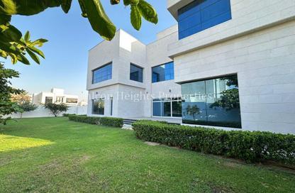 Villa - 5 Bedrooms - 7+ Bathrooms for rent in Nad Al Sheba 4 - Nad Al Sheba - Dubai Villa - 5 Bedrooms - 7+ Bathrooms for rent in Nad Al Sheba 4 - Nad Al Sheba - Dubai