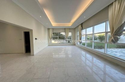 Villa - 5 Bedrooms - 7+ Bathrooms for rent in Nad Al Sheba 4 - Nad Al Sheba - Dubai Villa - 5 Bedrooms - 7+ Bathrooms for rent in Nad Al Sheba 4 - Nad Al Sheba - Dubai
