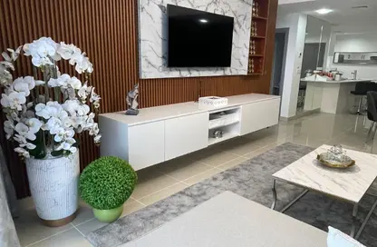 Apartment - 1 Bedroom - 2 Bathrooms for rent in Ocean Heights - Dubai Marina - Dubai