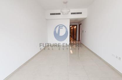 Apartment - 2 Bedrooms - 3 Bathrooms for rent in Kasco Residence - Jumeirah Garden City - Al Satwa - Dubai
