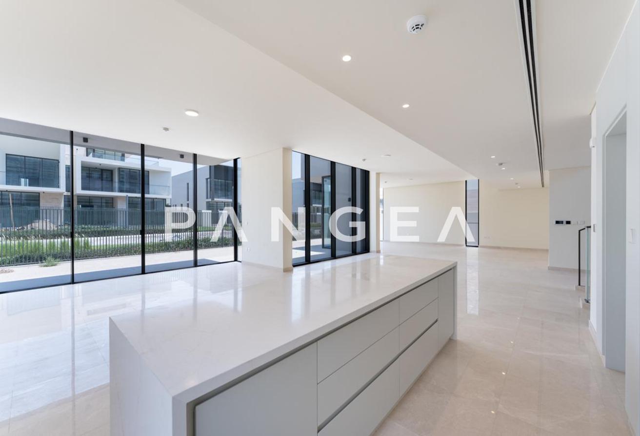 Vacant l Best Price l Close to Main Park photo 15