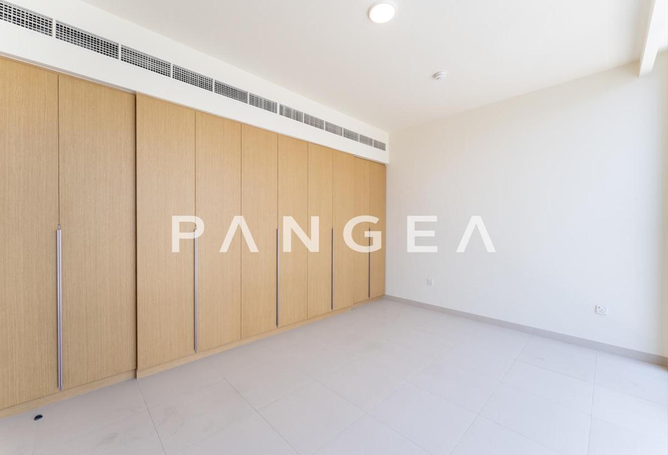 Vacant l Best Price l Close to Main Park photo 24