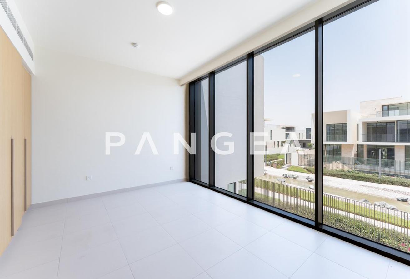 Vacant l Best Price l Close to Main Park photo 18