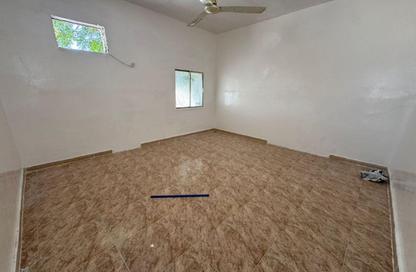 Villa - 4 Bedrooms - 4 Bathrooms for rent in Al Sabkha - Al Riqqa - Sharjah