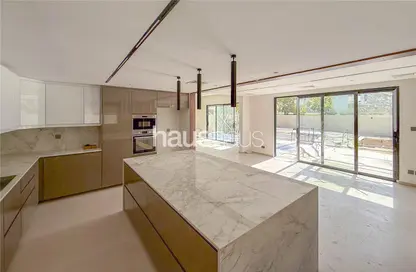 Villa - 4 Bedrooms - 4 Bathrooms for rent in Meadows 9 - Meadows - Dubai