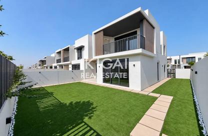 Townhouse - 4 - 5 for rent in Jebel Ali Village Townhouses - Jebel Ali Village - Jebel Ali - Dubai