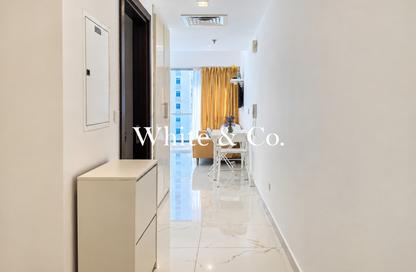 Apartment - Studio - 1 for rent in The Point - Dubai Marina - Dubai