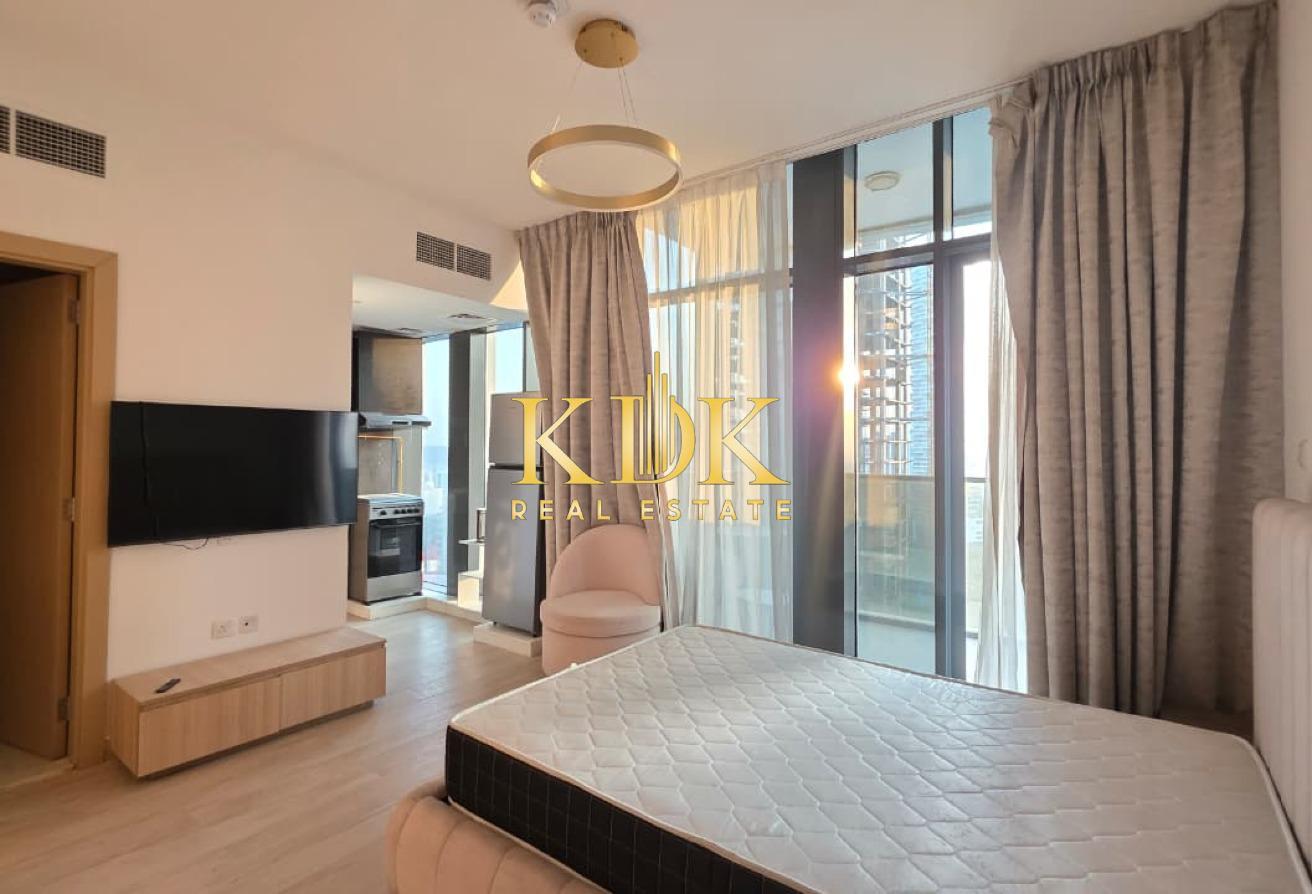 Premium Location | Vacant | 12 Cheques Approved photo 2
