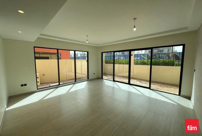 104121507 - Property Image 2