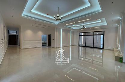 Villa - 6 - 7+ for rent in Mohamed Bin Zayed Centre - Mohamed Bin Zayed City - Abu Dhabi