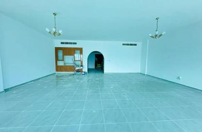 Apartment - 3 Bedrooms - 4 Bathrooms for rent in Al Mamzar - Al Mamzar - Sharjah - Sharjah