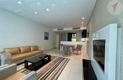 شقة - غرفة نوم - 1 حمام للايجار في ووترز ايدج - الخليج التجاري - دبي