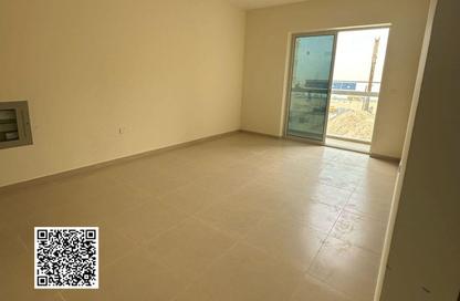 Apartment - 2 Bedrooms - 3 Bathrooms for rent in Al Jurf Industrial 3 - Al Jurf Industrial - Ajman