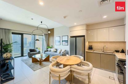 Apartment - 2 Bedrooms - 2 Bathrooms for rent in Burj Royale - Downtown Dubai - Dubai