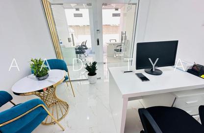 Office Space - Studio - 1 Bathroom for rent in Reem Residency - Al Karama - Dubai