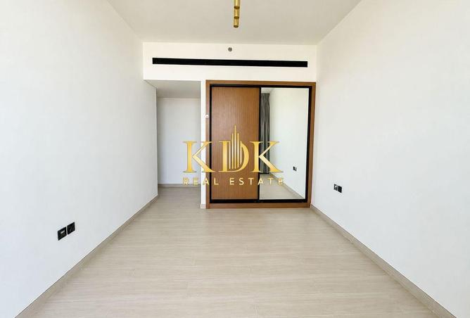 83667844 - Property Image 2