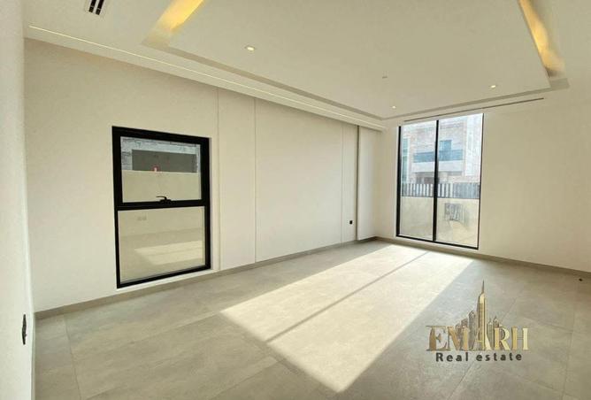 81537272 - Property Image 3