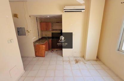 Apartment - Studio - 1 Bathroom for rent in Muwaileh 29 Building - Muwaileh - Sharjah