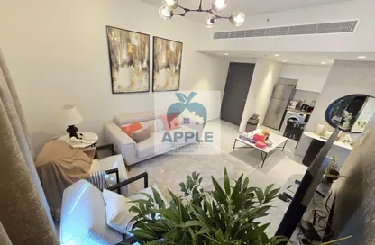 شقة - غرفة نوم - 1 حمام للايجار في إيست فييليدج - الجادة - الشارقة