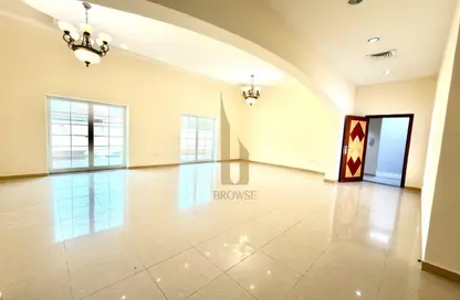 Villa - 4 Bedrooms - 4 Bathrooms for rent in Umm Suqeim 1 Villas - Umm Suqeim 1 - Umm Suqeim - Dubai Villa - 4 Bedrooms - 4 Bathrooms for rent in Umm Suqeim 1 Villas - Umm Suqeim 1 - Umm Suqeim - Dubai
