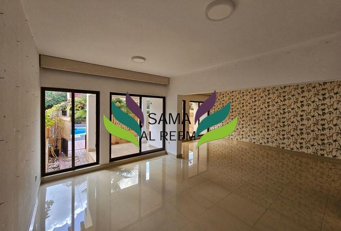 110536002 - Property Image 2