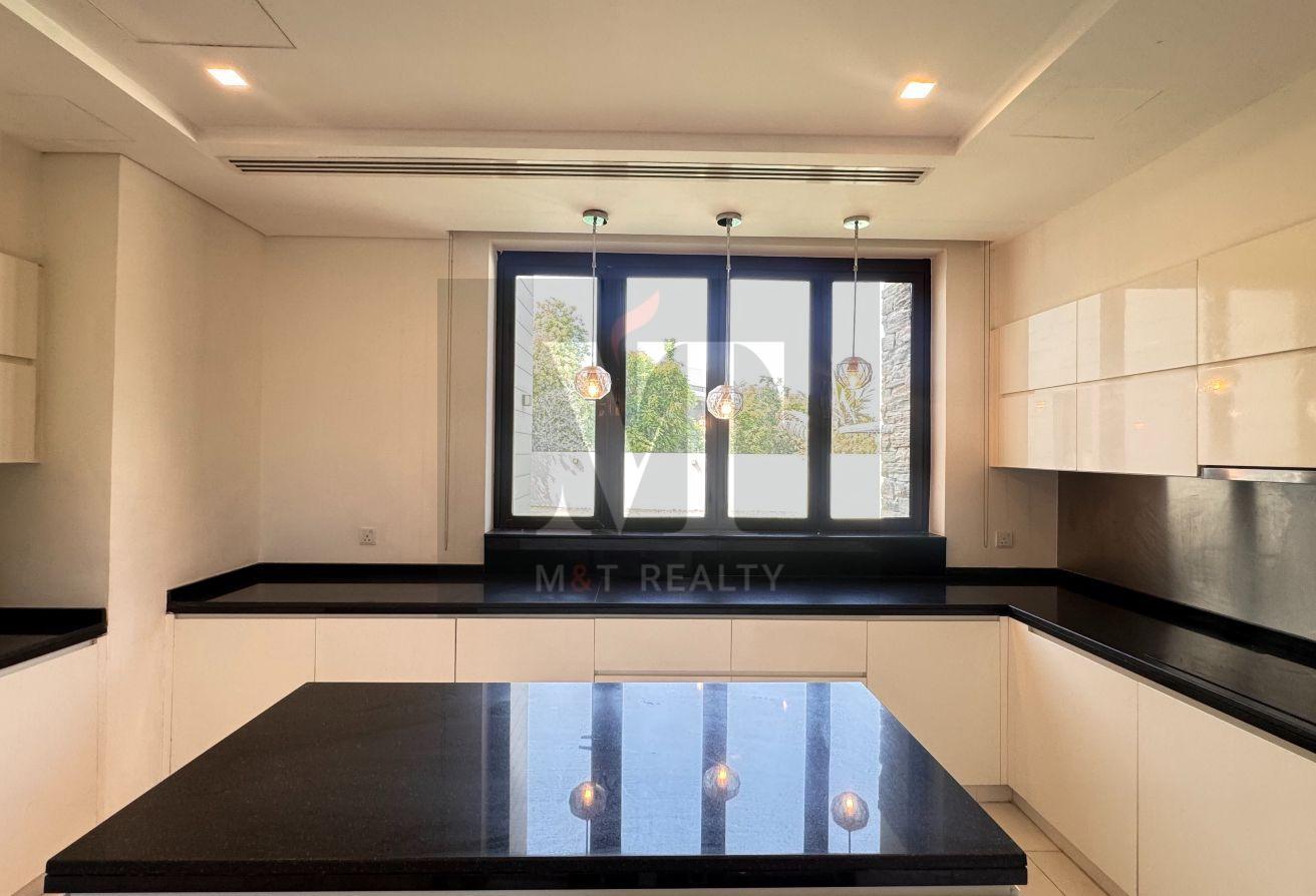 Huge Plot | Fully Furnished | Branded photo 16