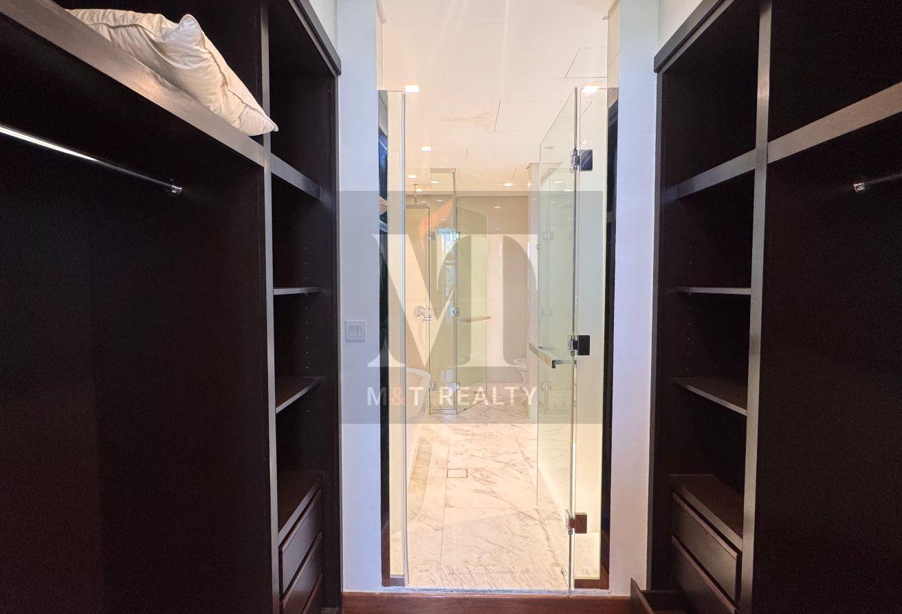Huge Plot | Fully Furnished | Branded photo 26