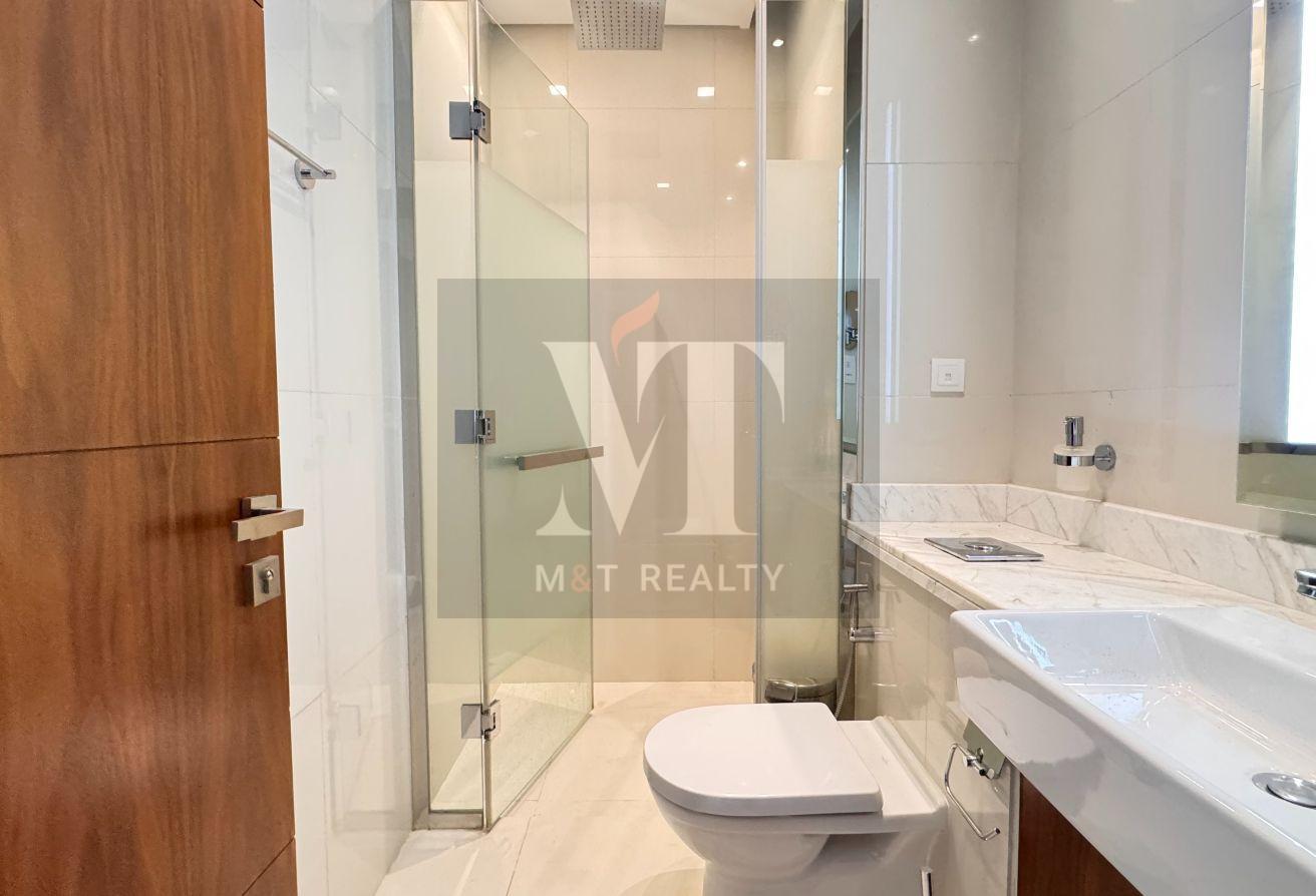 Huge Plot | Fully Furnished | Branded photo 6