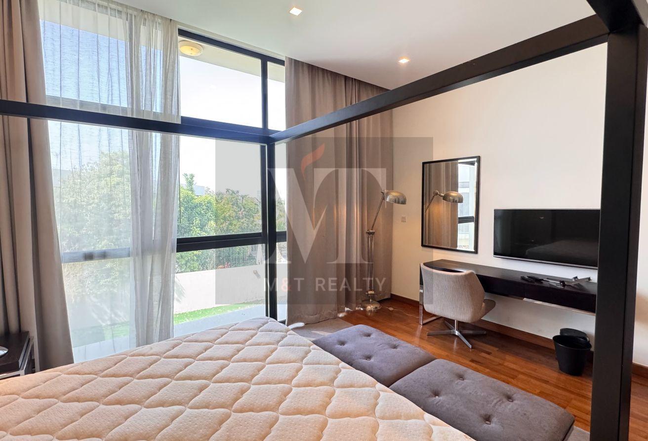 Huge Plot | Fully Furnished | Branded photo 25