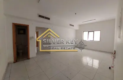 Apartment - 2 Bedrooms - 2 Bathrooms for rent in Al Mahatta - Al Qasimia - Sharjah Apartment - 2 Bedrooms - 2 Bathrooms for rent in Al Mahatta - Al Qasimia - Sharjah