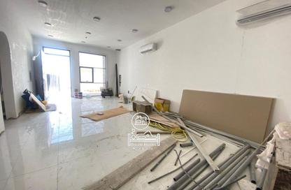 Villa - 5 - 7 for rent in Madinat Al Riyad - Abu Dhabi Villa - 5 - 7 for rent in Madinat Al Riyad - Abu Dhabi
