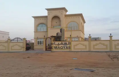 Villa - 5 Bedrooms - 6 Bathrooms for sale in Al Azra - Al Riqqa - Sharjah