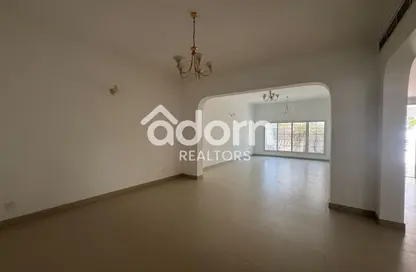 فيلا - 4 غرف نوم - 5 حمامات للايجار في فلل الصفا 2 - الصفا 2 - الصفا - دبي