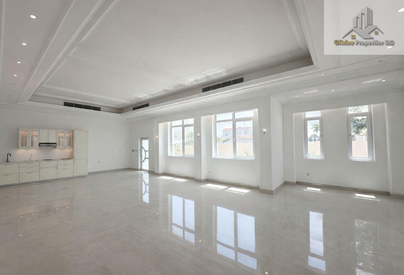 Huge Plot | Garden Area | Spacious Living Area photo 9